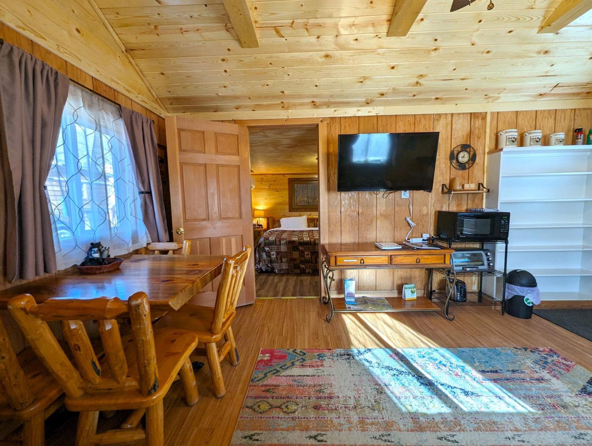 גרדינר Yellowstone'S Treasure Cabins מראה חיצוני תמונה