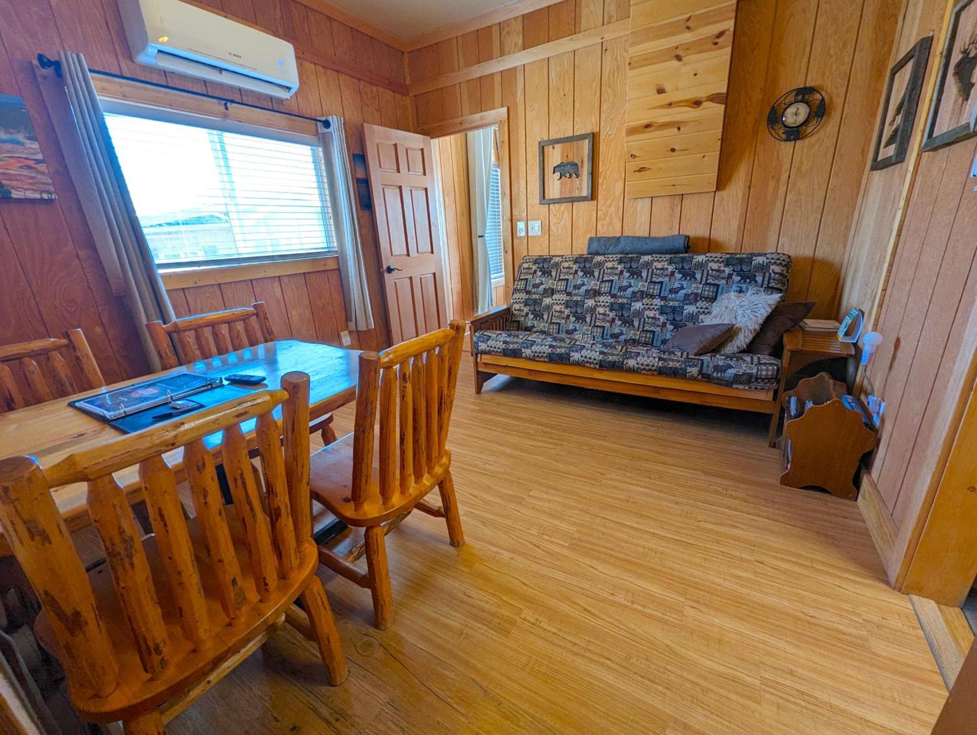 גרדינר Yellowstone'S Treasure Cabins מראה חיצוני תמונה