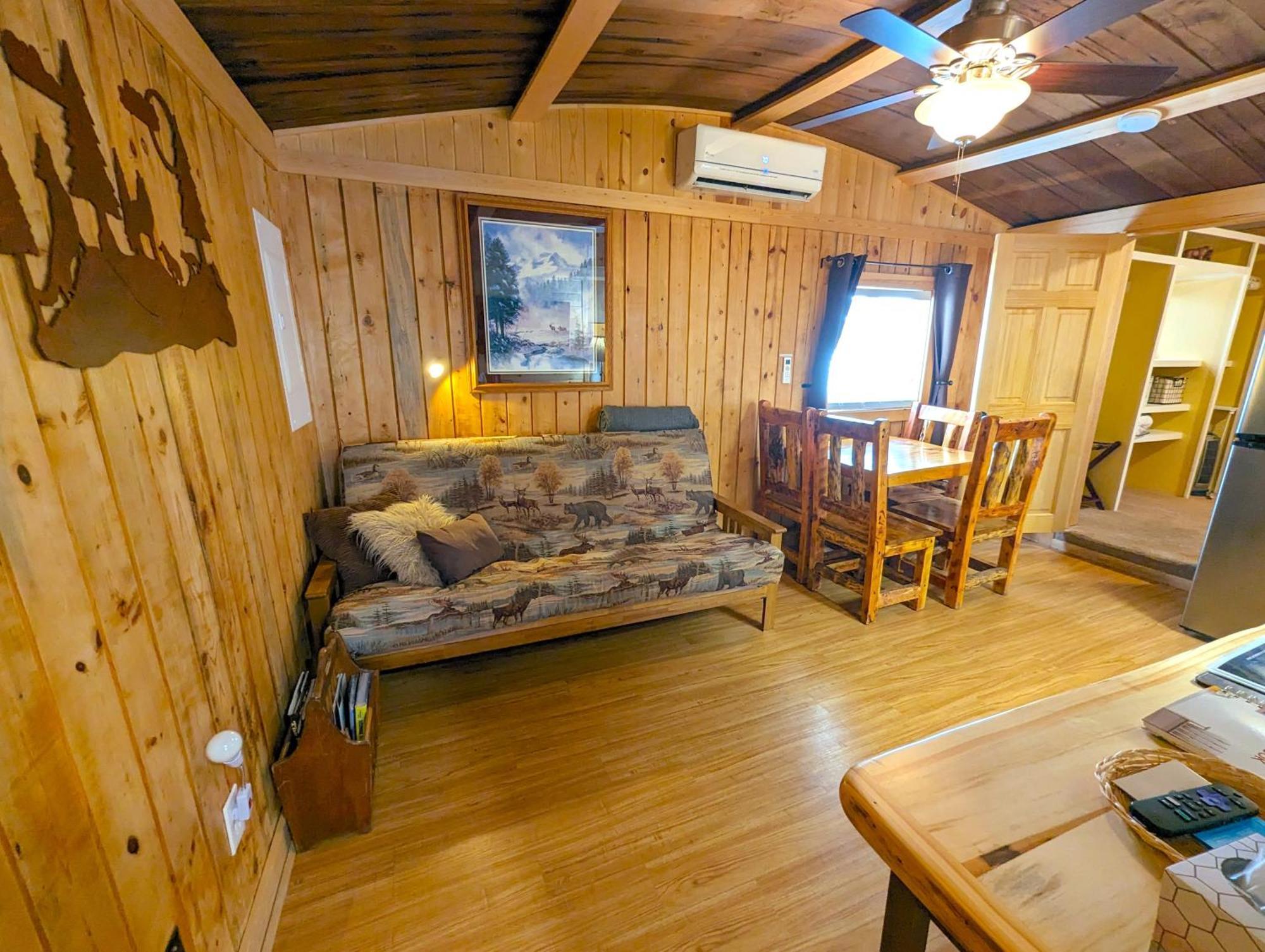 גרדינר Yellowstone'S Treasure Cabins מראה חיצוני תמונה